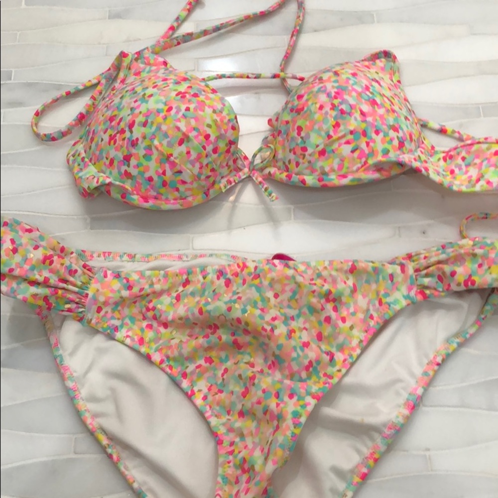 VS bikini set